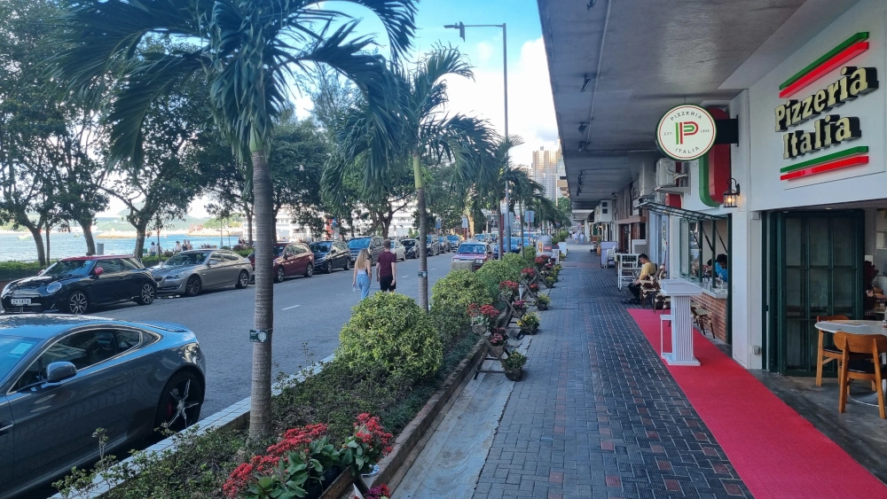 Pizzeria Italia Soho East at Lei King Wan #4